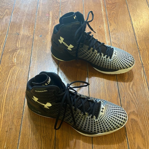 Under Armour Clutchfit Drive 🏀 basketball shoe